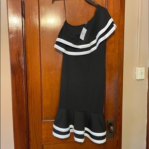 Black/White Ruffled Off-Shoulder Dress